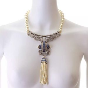 Heidi daus 💕🌈 jeweled statement necklace. New